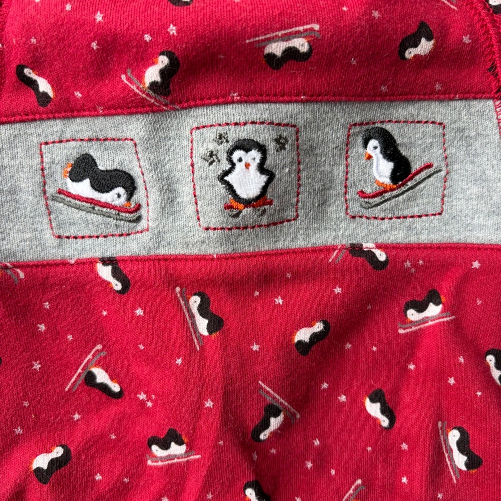 Vintage 2001 Gymboree Red Penguin Skiing Romper One Piece Preemie Cotton Star - Picture 2 of 3